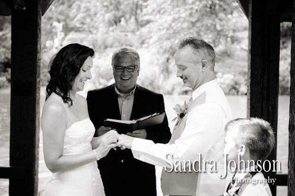 Best Central Park NY Wedding photographer - Sandra Johnson (SJFoto.com)